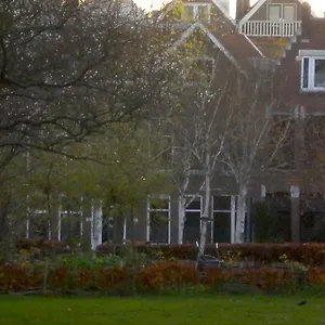 bed-breakfast-maria.zandvoort-hotels.com/